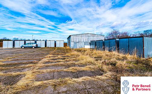 Prodej komerčního pozemku 5 657 m², Huřviny, Rakovník