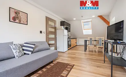 Pronájem bytu atypického 60 m², Hoštice, okres Strakonice
