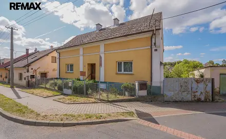 Prodej domu 131 m² s pozemkem 969 m², Husova, Kladruby, okres Tachov