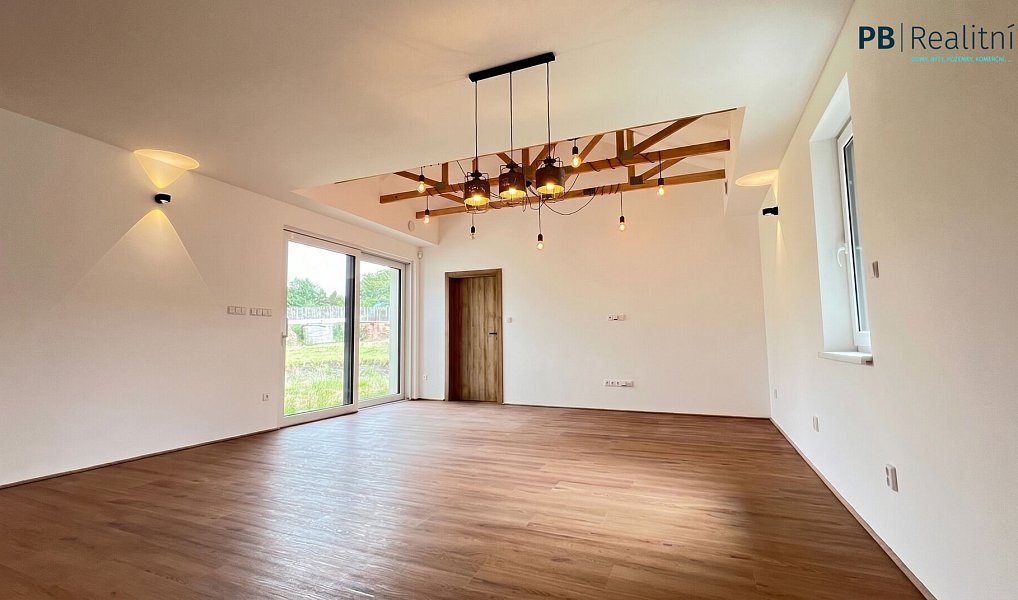 Prodej domu 145 m² s pozemkem 1 386 m², Očihov – náhled fotky 5