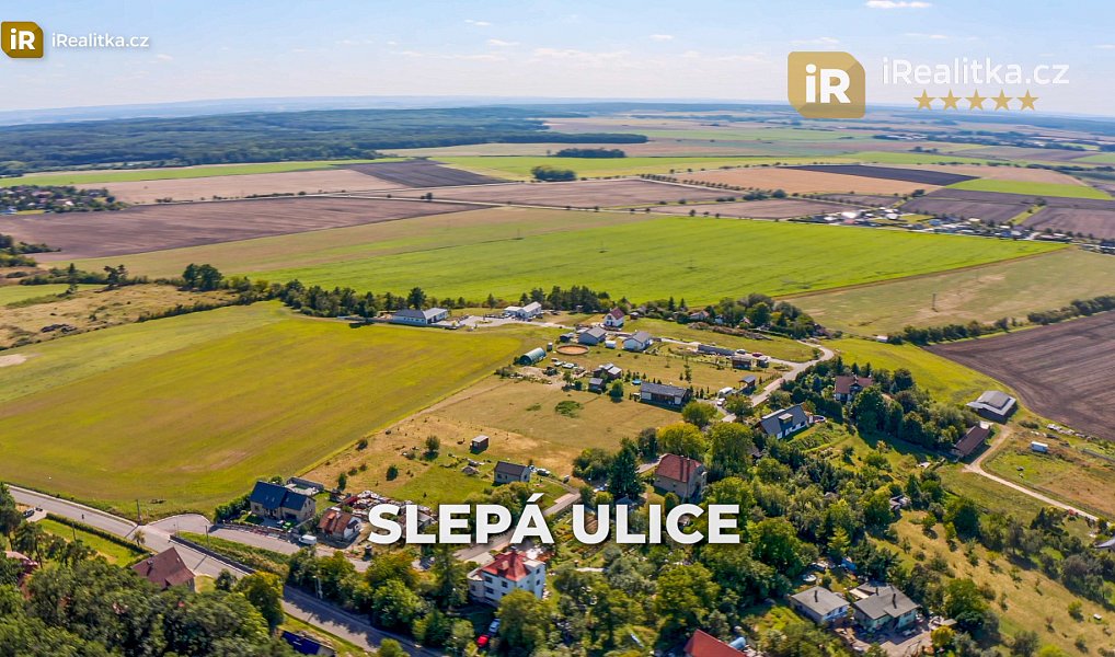 Prodej stavebního pozemku 1 910 m², Charvatce – náhled fotky 6