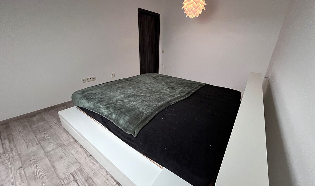 Prodej bytu 4+kk 119 m², Pelhřimov – náhled fotky 24
