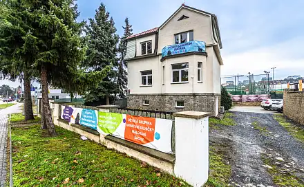 Prodej vily 220 m² s pozemkem 753 m²