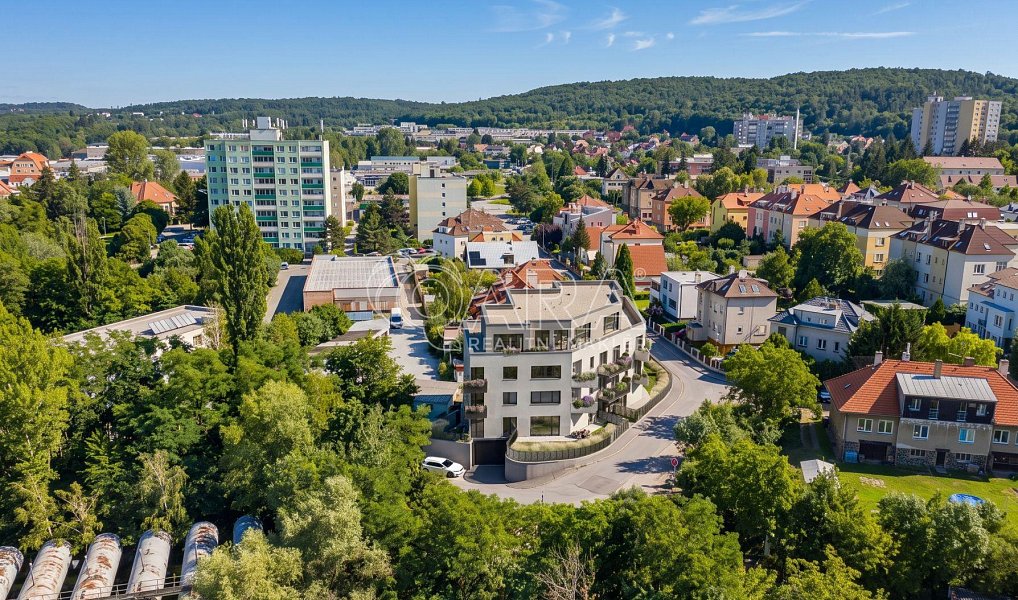 Prodej bytu 1+kk 41 m², Praha – náhled fotky 9
