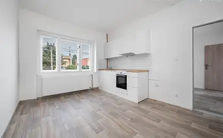 Prodej bytu 2+1 65 m², Tyršova, Šlapanice, okres Brno-venkov