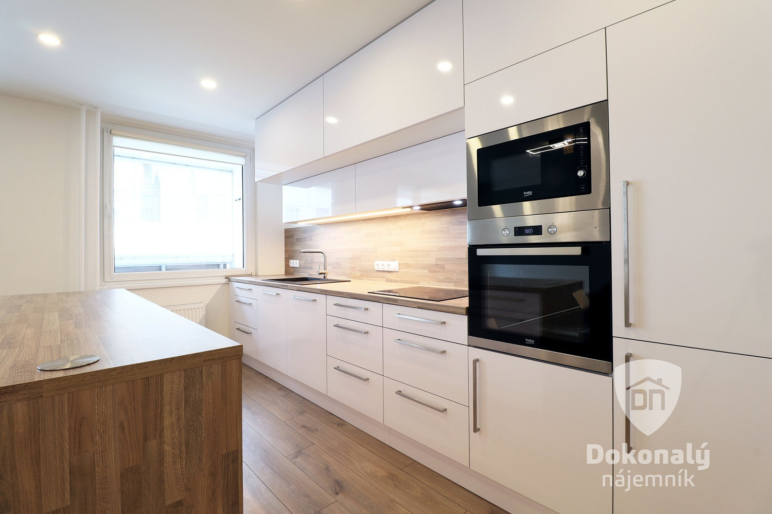 Pronájem bytu 3+kk 76 m² - Mehr