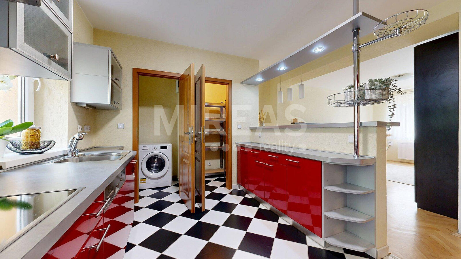 Prodej bytu 3+kk 71 m² – fotografie 4