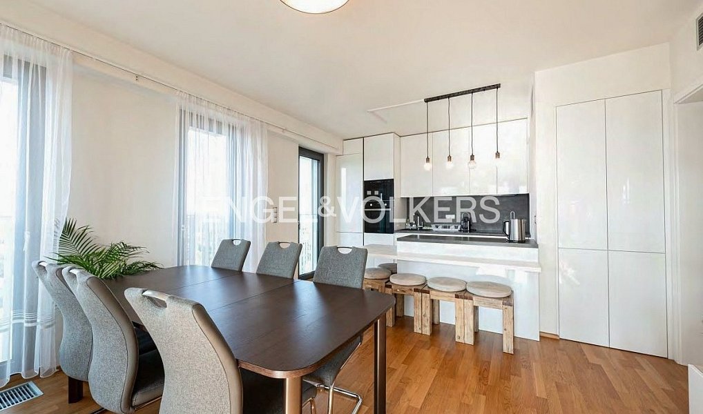Pronájem bytu 4+kk 132 m², Praha – náhled fotky 5