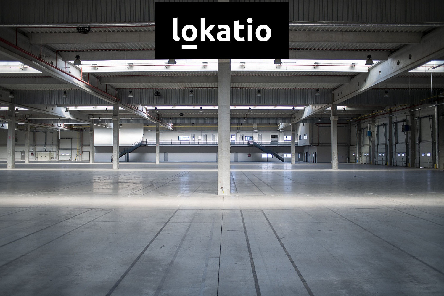 Pronájem výrobních prostor 4 242 m² — photo 4