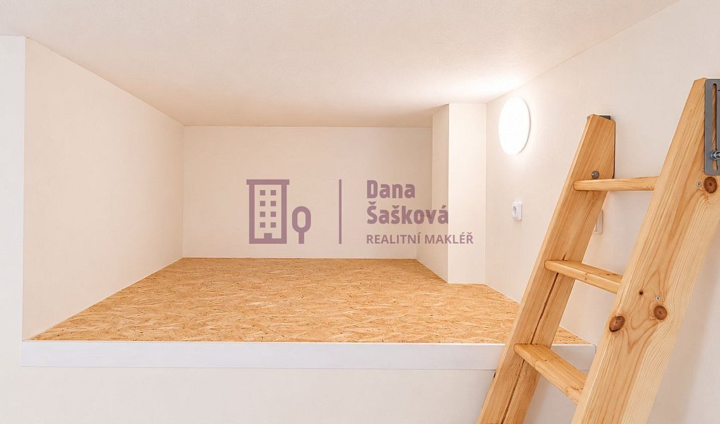 Pronájem bytu 2+kk 34 m², Jindřichův Hradec – náhled fotky 10