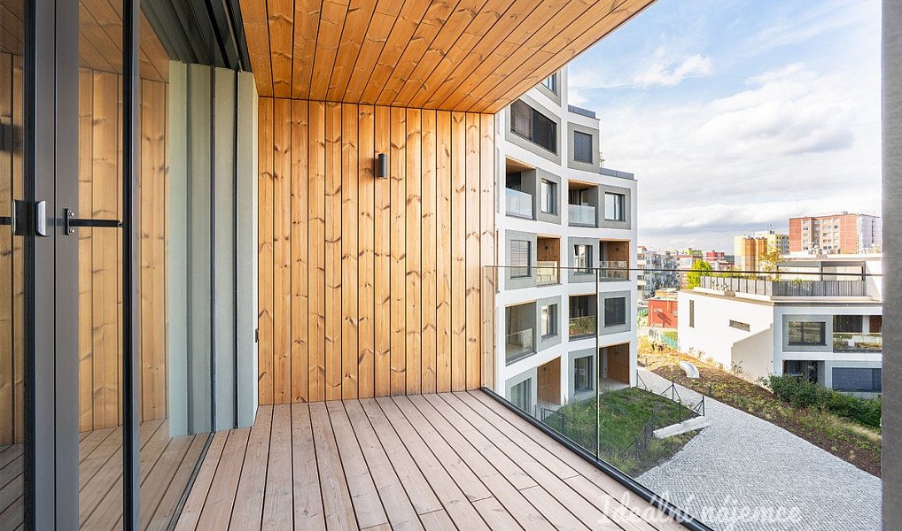 Pronájem bytu 2+kk 50 m², Praha – náhled fotky 3