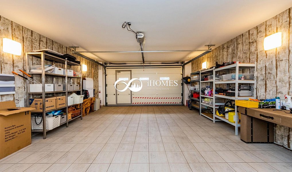 Prodej domu 484 m² s pozemkem 5 684 m², Praha – náhled fotky 25