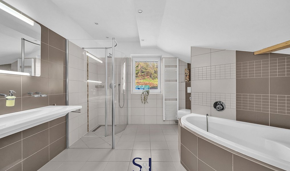 Prodej domu 363 m² s pozemkem 3 239 m², Turnov – náhled fotky 28