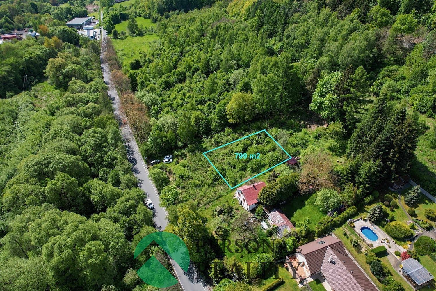 Prodej stavebního pozemku 799 m² – fotografie 3