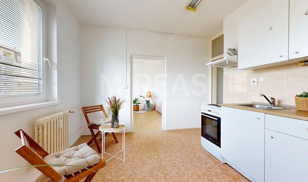Prodej bytu 3+1 65 m², Milovice – náhled fotky 2