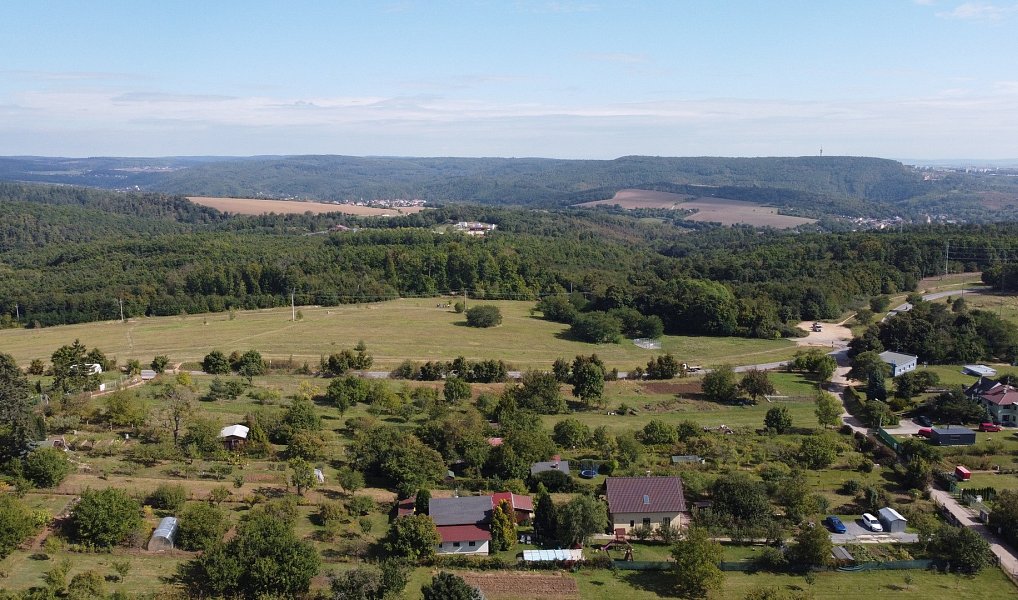 Prodej stavebního pozemku 849 m², Brno – náhled fotky 2