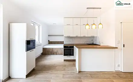 Prodej bytu 1+kk 50 m², Dukelská, Cheb