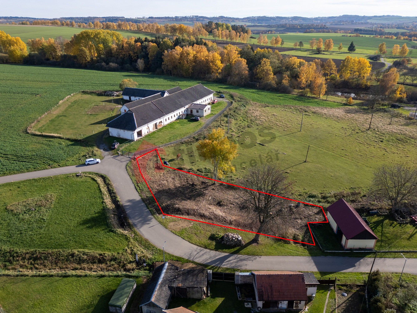 Prodej stavebního pozemku 954 m² – fotografie 5