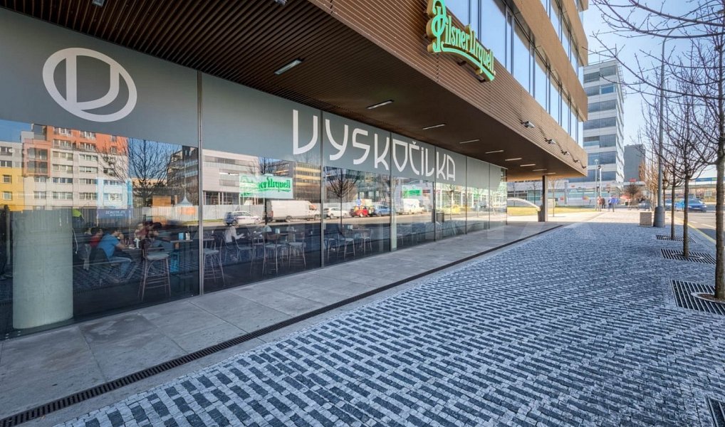 Pronájem kanceláře 915 m², Praha – náhled fotky 3
