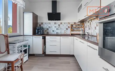 Pronájem bytu 3+1 77 m², Zahradní, Chomutov