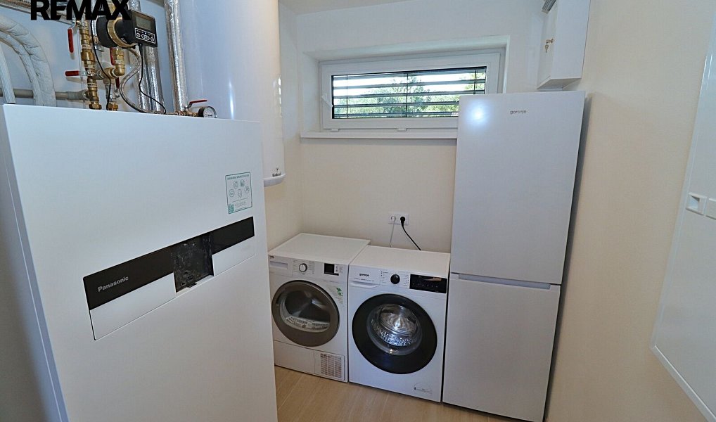 Prodej domu 131 m² s pozemkem 352 m², Holice – náhled fotky 18
