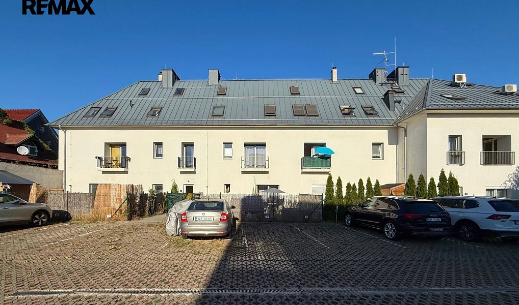 Prodej bytu 1+1 53 m², Praha – náhled fotky 20