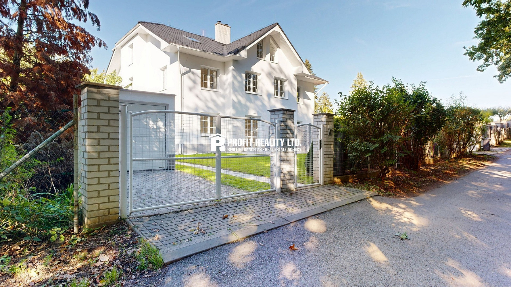 Prodej domu 213 m² s pozemkem 316 m² – fotografie 2