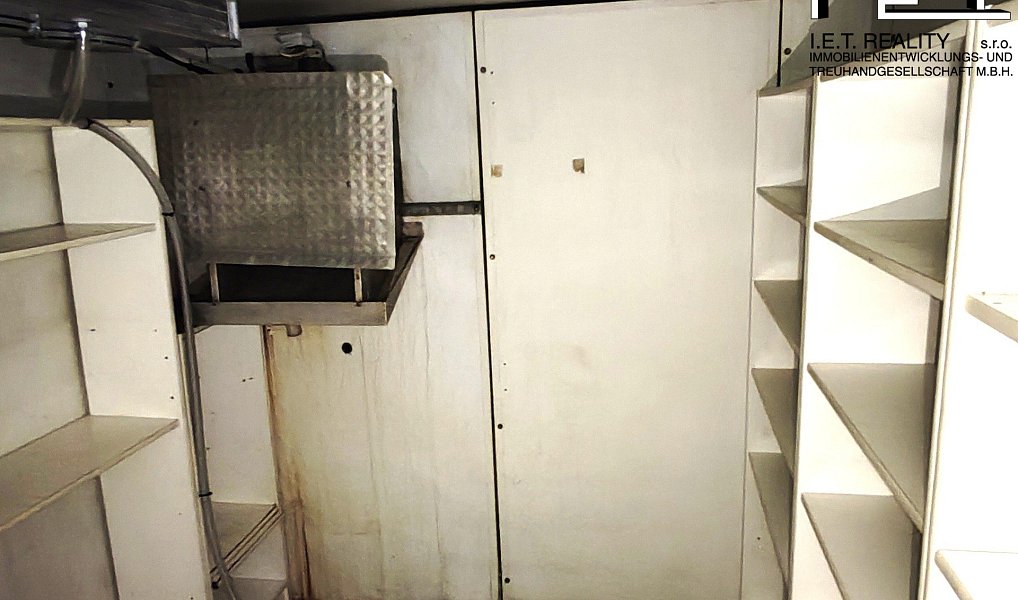 Pronájem obchodních prostor 177 m², Valašské Meziříčí – náhled fotky 11