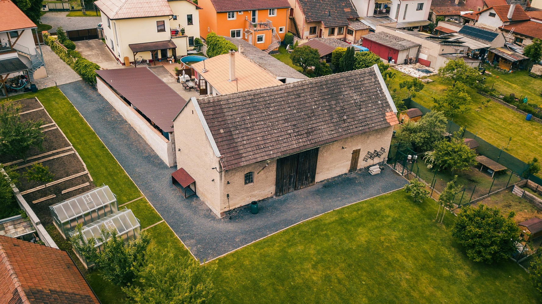 Prodej stavebního pozemku 2 460 m² – fotografie 5