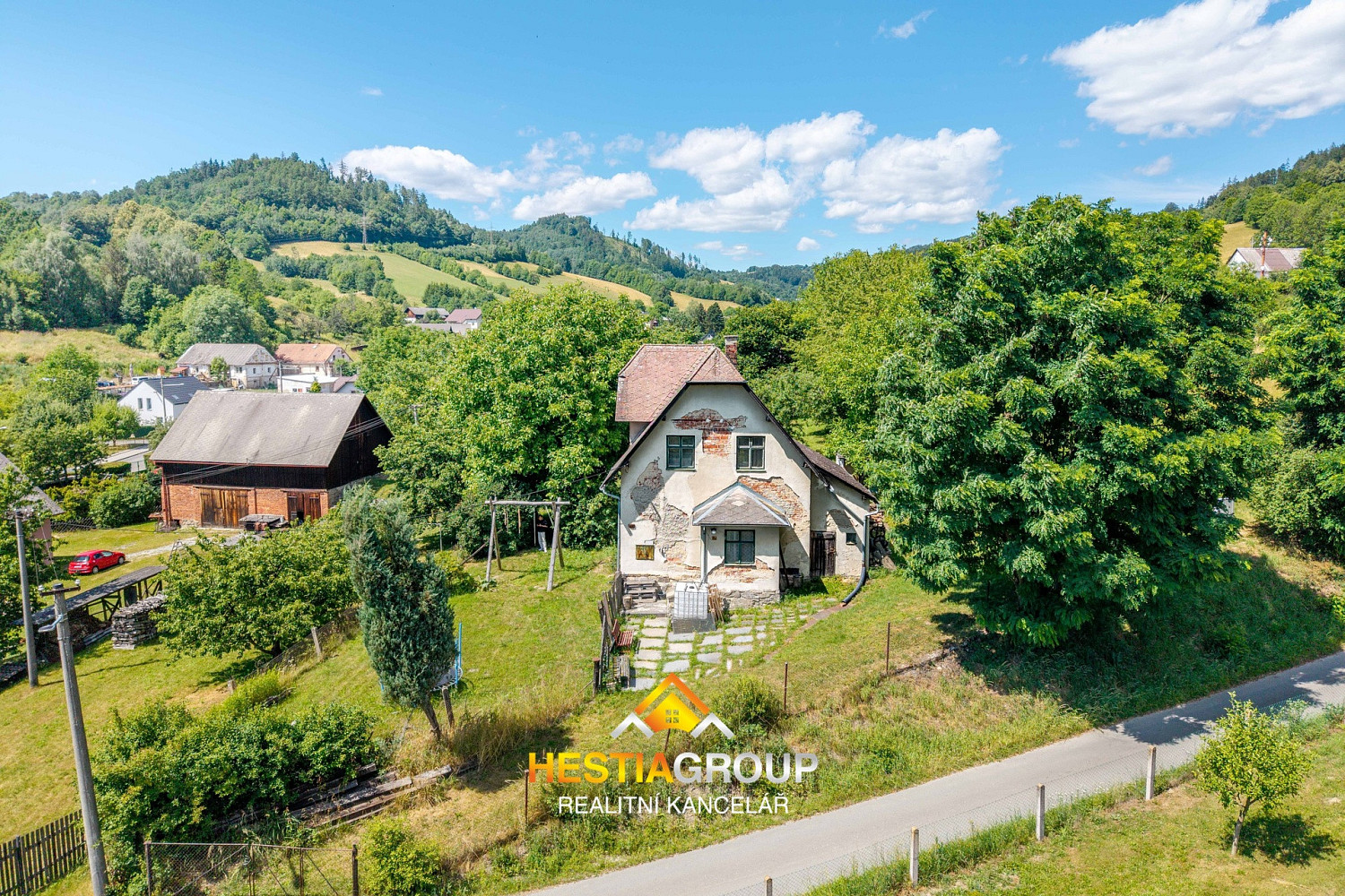 Prodej domu 150 m² s pozemkem 1 381 m² — photo 2