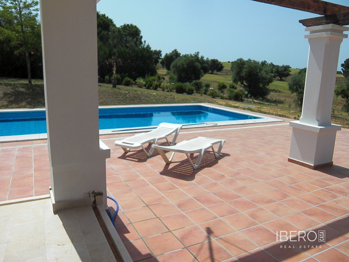 Prodej domu 260 m² s pozemkem 2 318 m² — photo 2