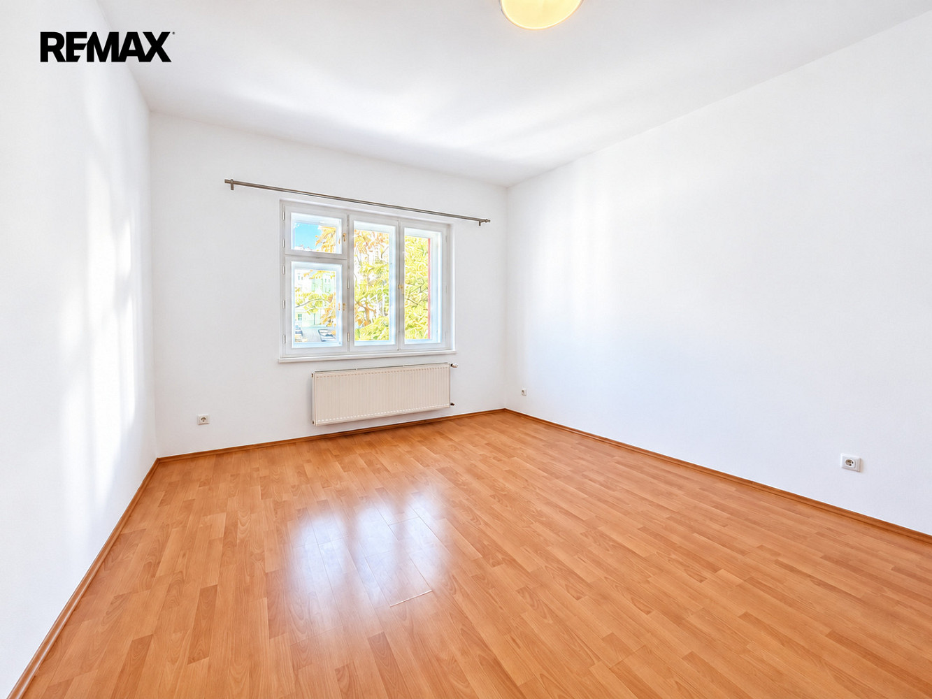 Pronájem bytu 2+kk 46 m² – fotografie 4