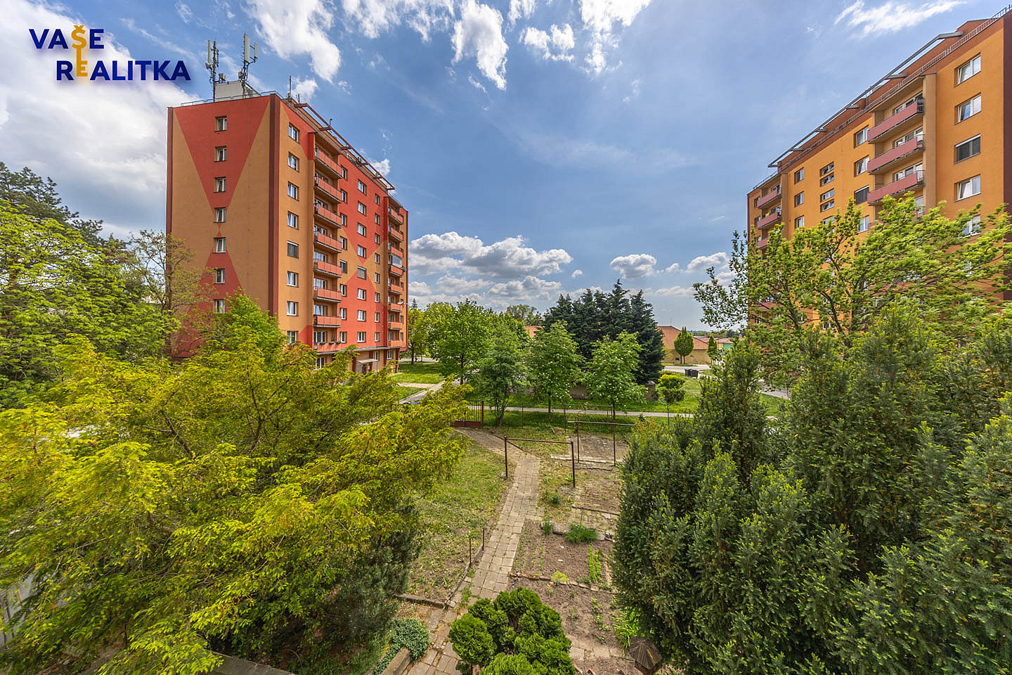Pronájem bytu 1+kk 28 m² – pohled 6
