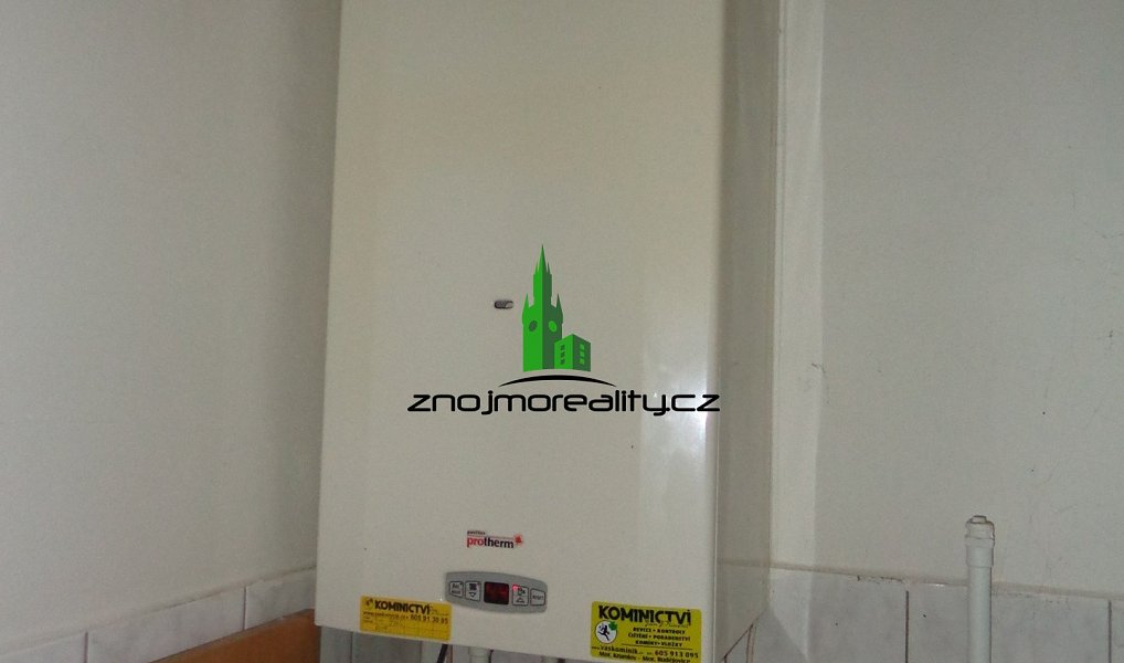 Prodej obchodních prostor 300 m², Znojmo – náhled fotky 11