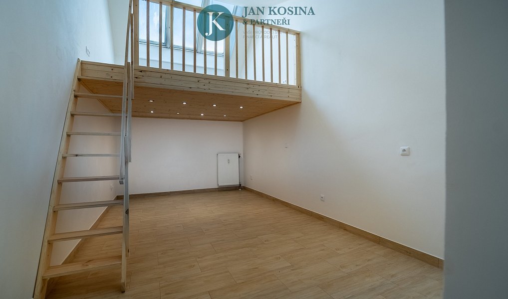 Prodej bytu 1+kk 26 m², Praha – náhled fotky 3