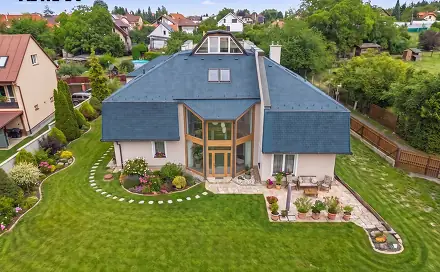 Prodej domu 897 m² s pozemkem 1 772 m², Jesenice, okres Praha-západ