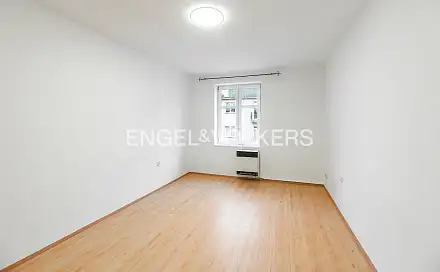 Pronájem bytu 2+kk 45 m², V domově, Praha 3 - Žižkov