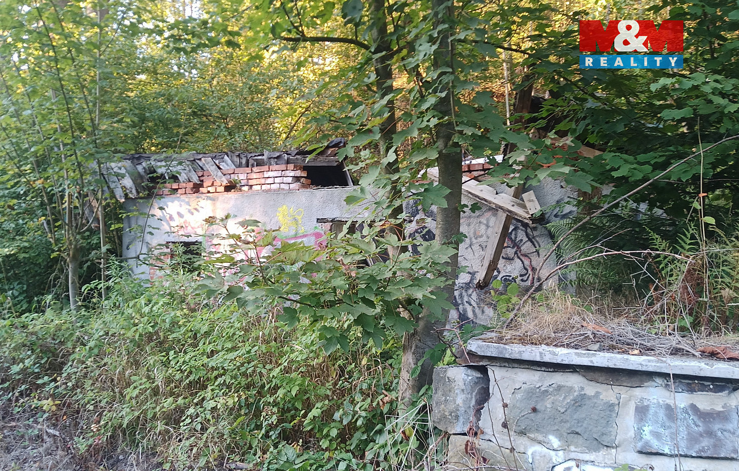 Prodej chaty/chalupy 26 m² s pozemkem 1 m² — photo 2