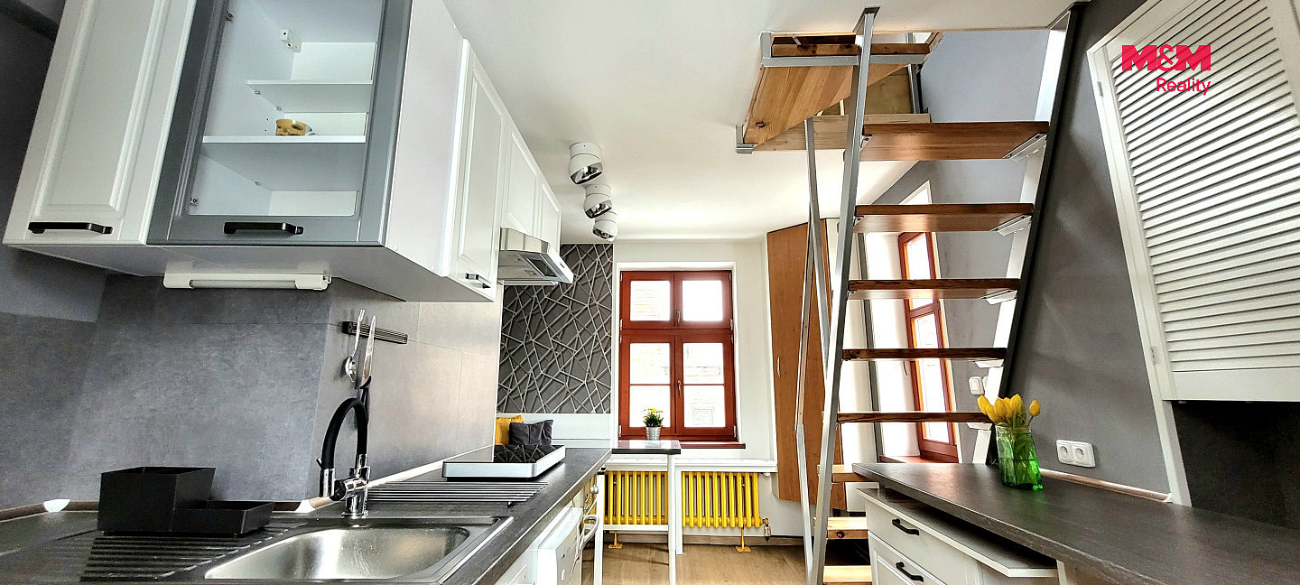Pronájem bytu 1+1 37 m² – fotografie 2