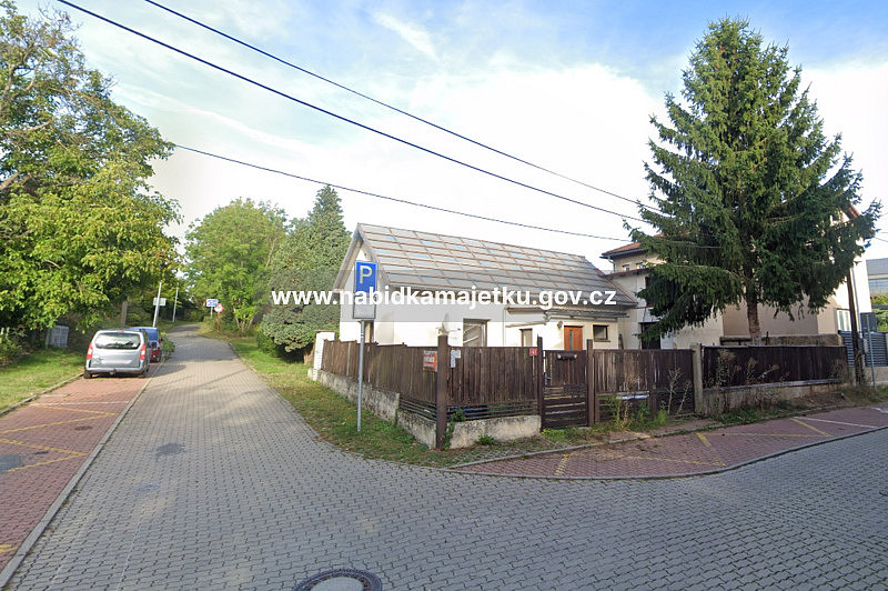 Prodej stavebního pozemku 185 m² — photo 2