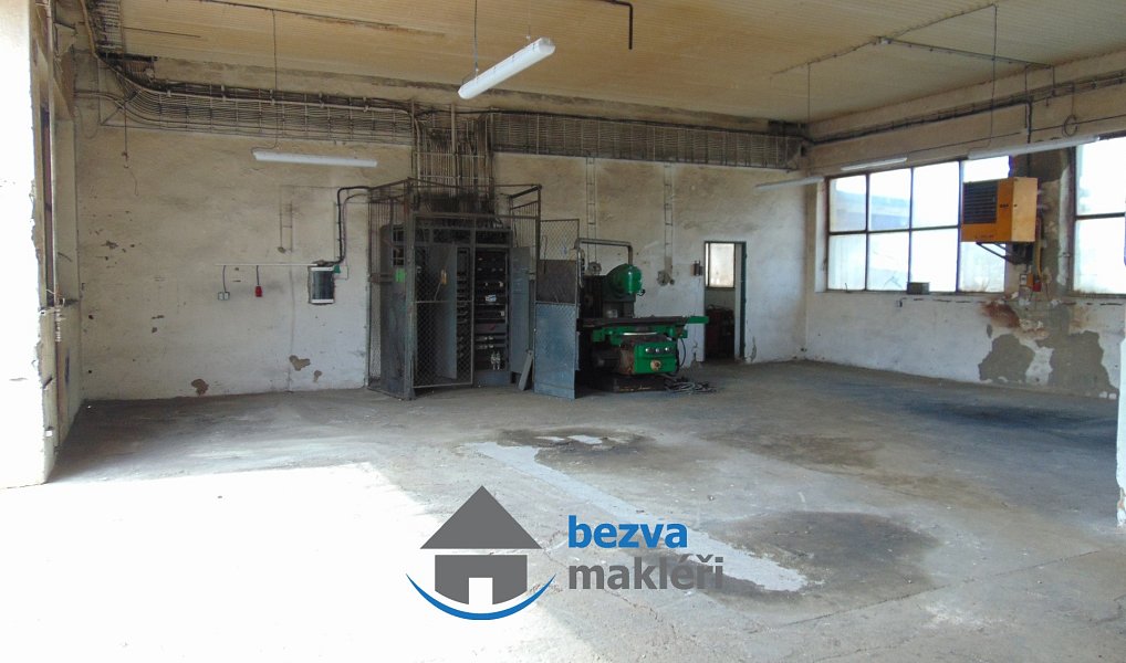 Pronájem výrobních prostor 165 m², Skuteč – náhled fotky 2