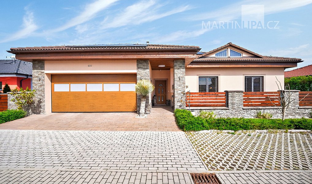 Prodej domu 258 m² s pozemkem 810 m², Veleň – náhled fotky 21