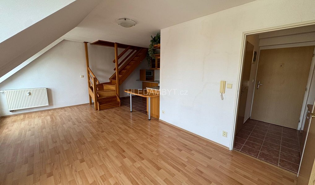 Prodej bytu 2+kk 51 m², Šestajovice – náhled fotky 5