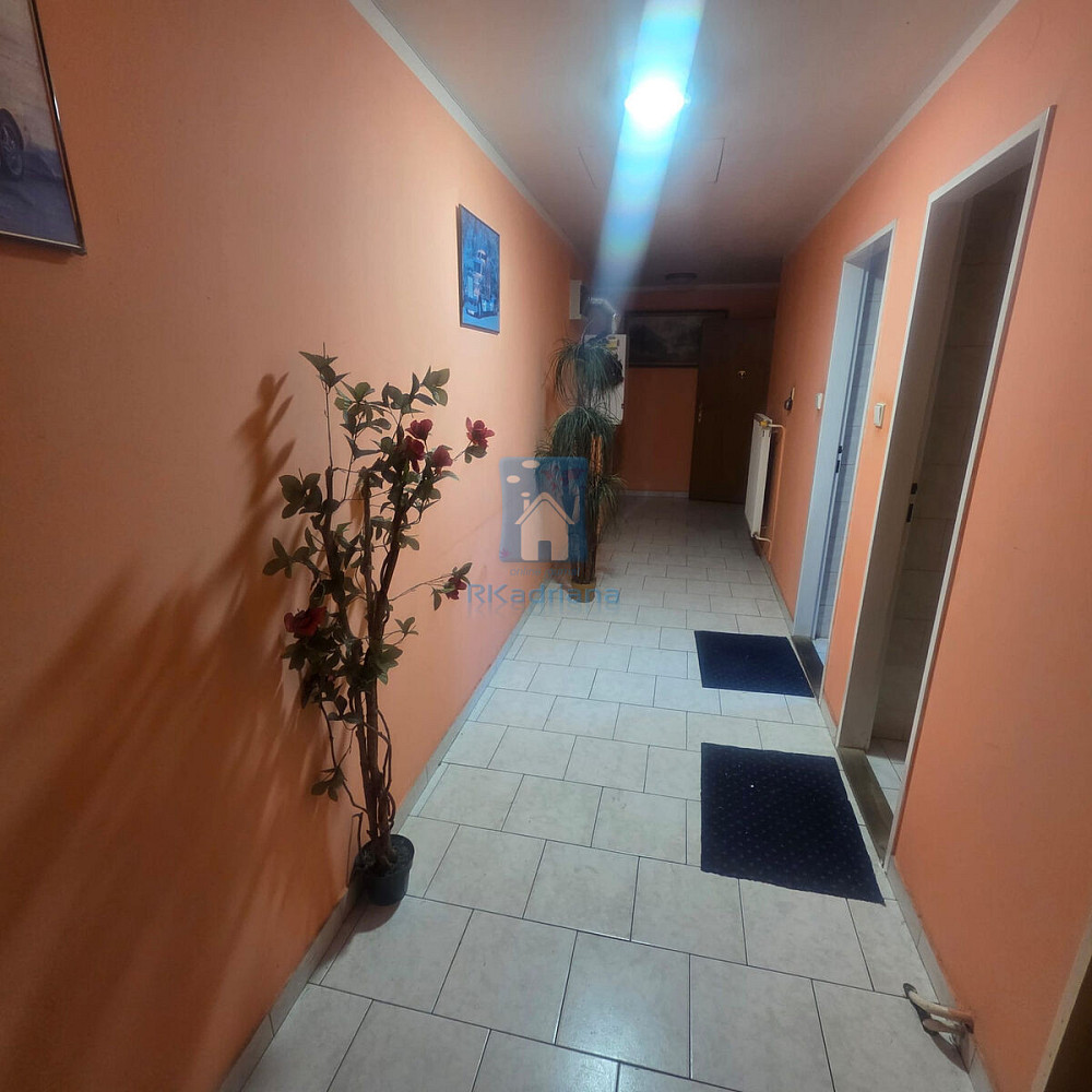 Pronájem pokoje 15 m² – fotografie 4