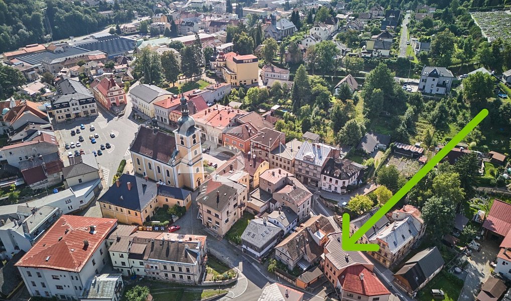 Prodej domu 199 m² s pozemkem 215 m², Úpice – náhled fotky 28