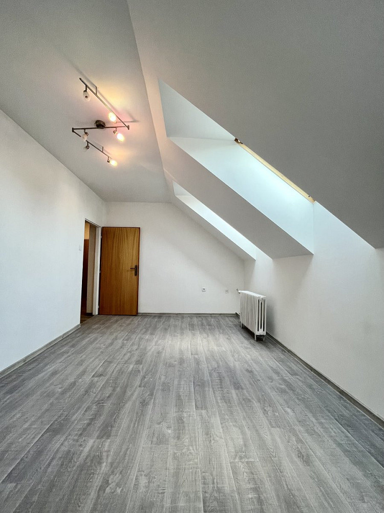 Pronájem bytu 3+1 52 m² – fotografie 5