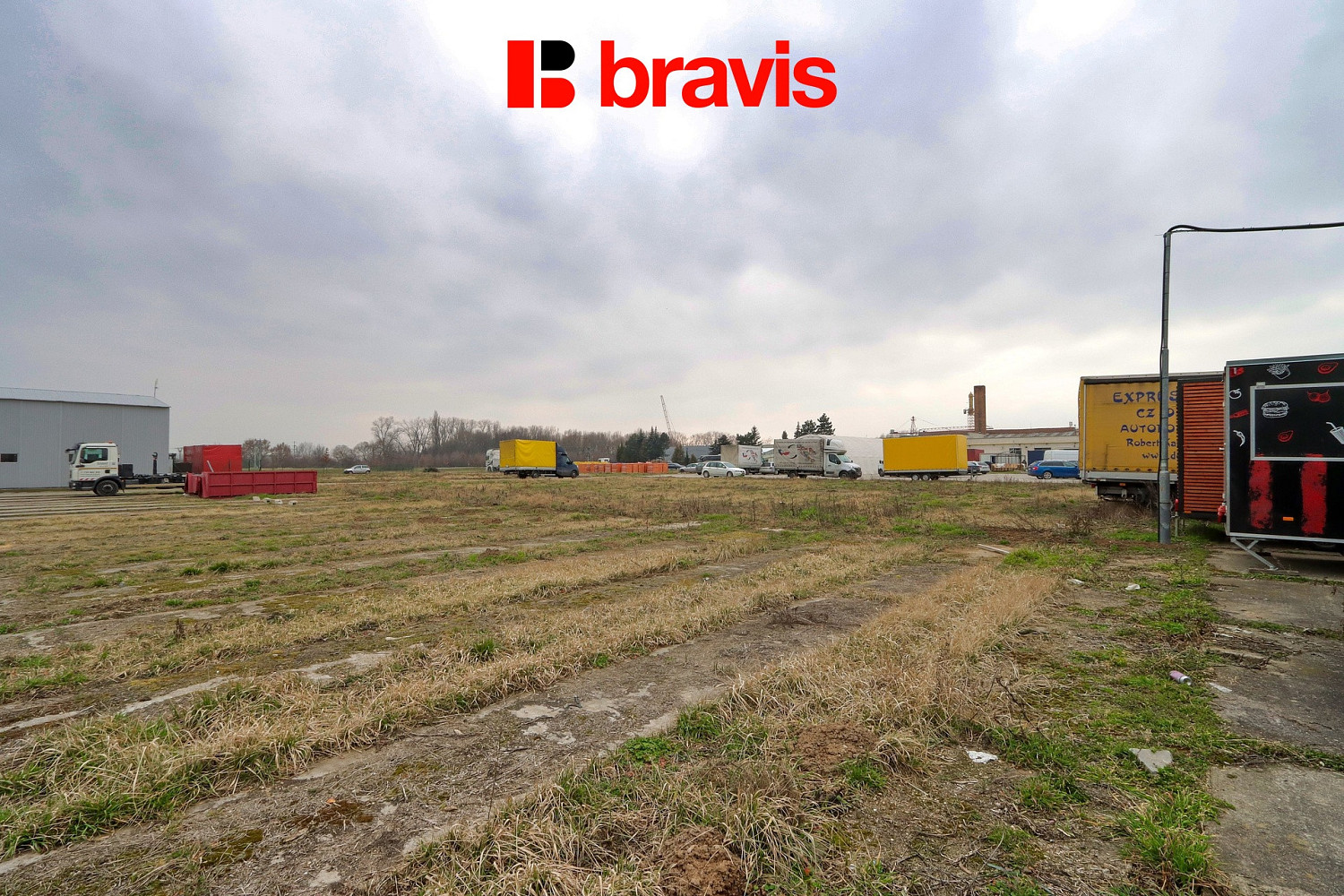Pronájem komerčního pozemku 2 000 m² — photo 3
