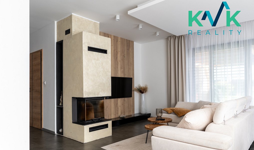 Prodej domu 228 m² s pozemkem 1 069 m², Hájek – náhled fotky 6