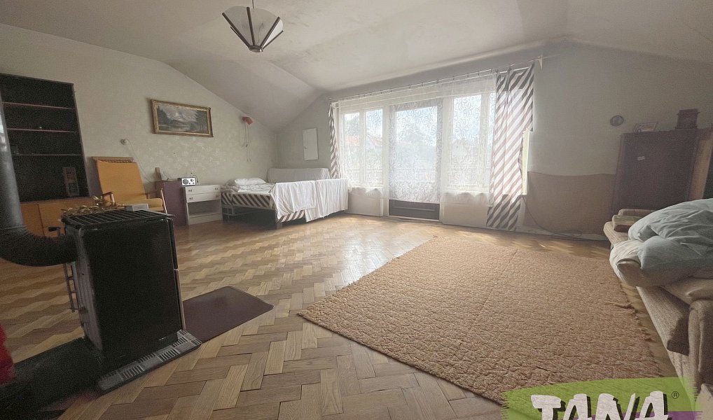 Prodej domu 316 m² s pozemkem 1 314 m², Pecka – náhled fotky 6
