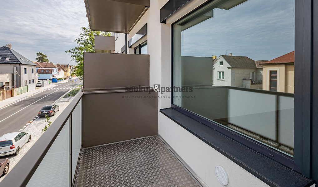 Prodej bytu 1+kk 38 m², Kladno – náhled fotky 8